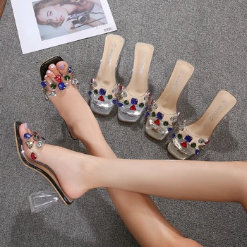 Чехли Дамски летни луксозни кристални помпи обувки нови дебели пети високи токчета сандали със среден ток жени диви PVC прозрачни чехли