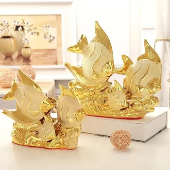 Европейски сватбен декор Занаяти Керамична творческа стая Декорация Занаятчийски златни рибки Порцеланови фигурки Декорации