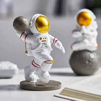 Смола астронавт фигура статуя фигурка космонавт скулптура образователни играчки работен плот дома декор идея изкуство астронавт модел деца подарък